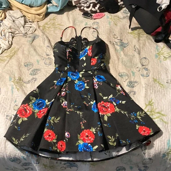 knee length dresses for ladies B. Smart Black Junior Size 9 Dress